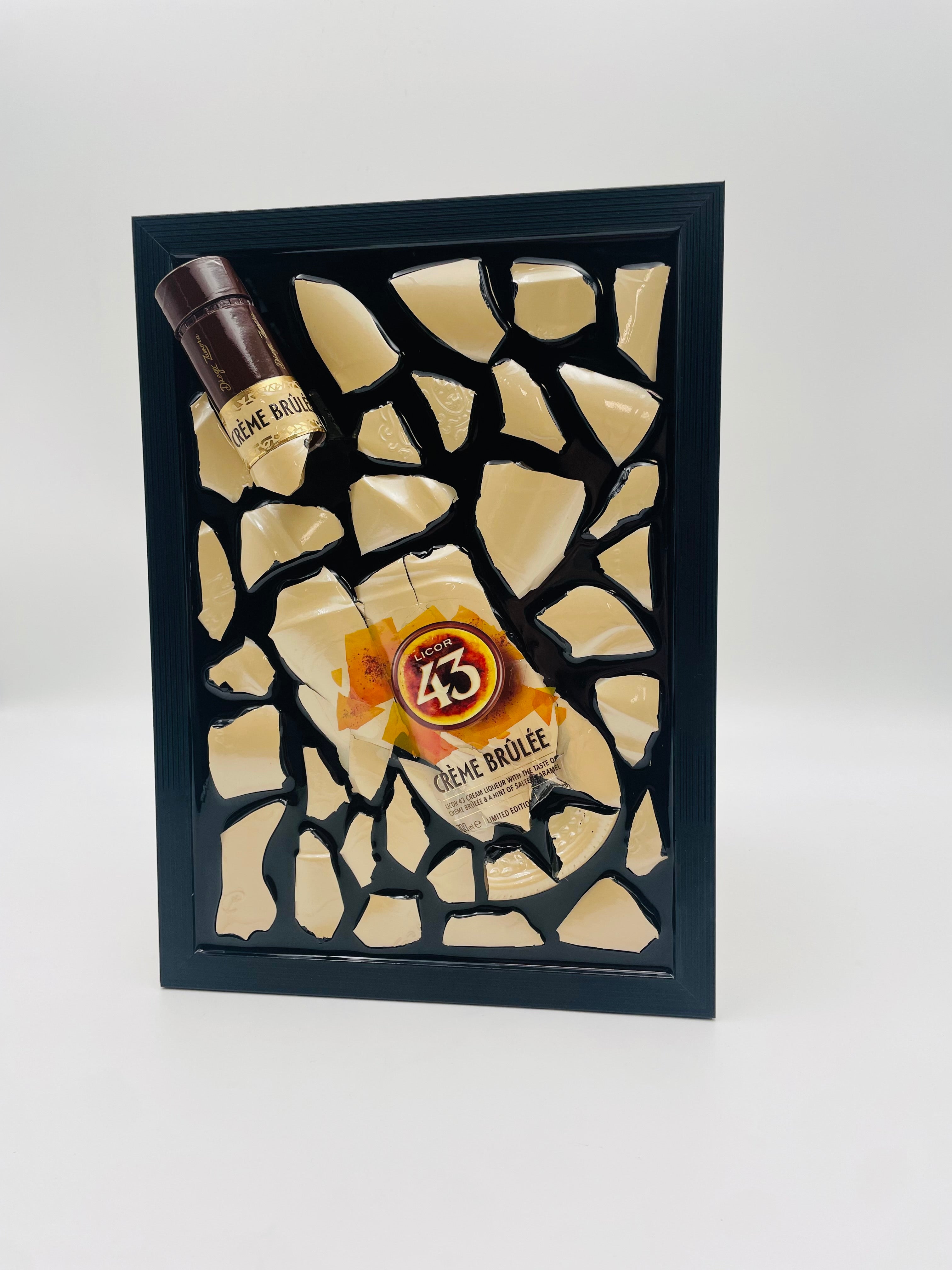 Likeur 43 Crème Brûlée Broken Bottle Art