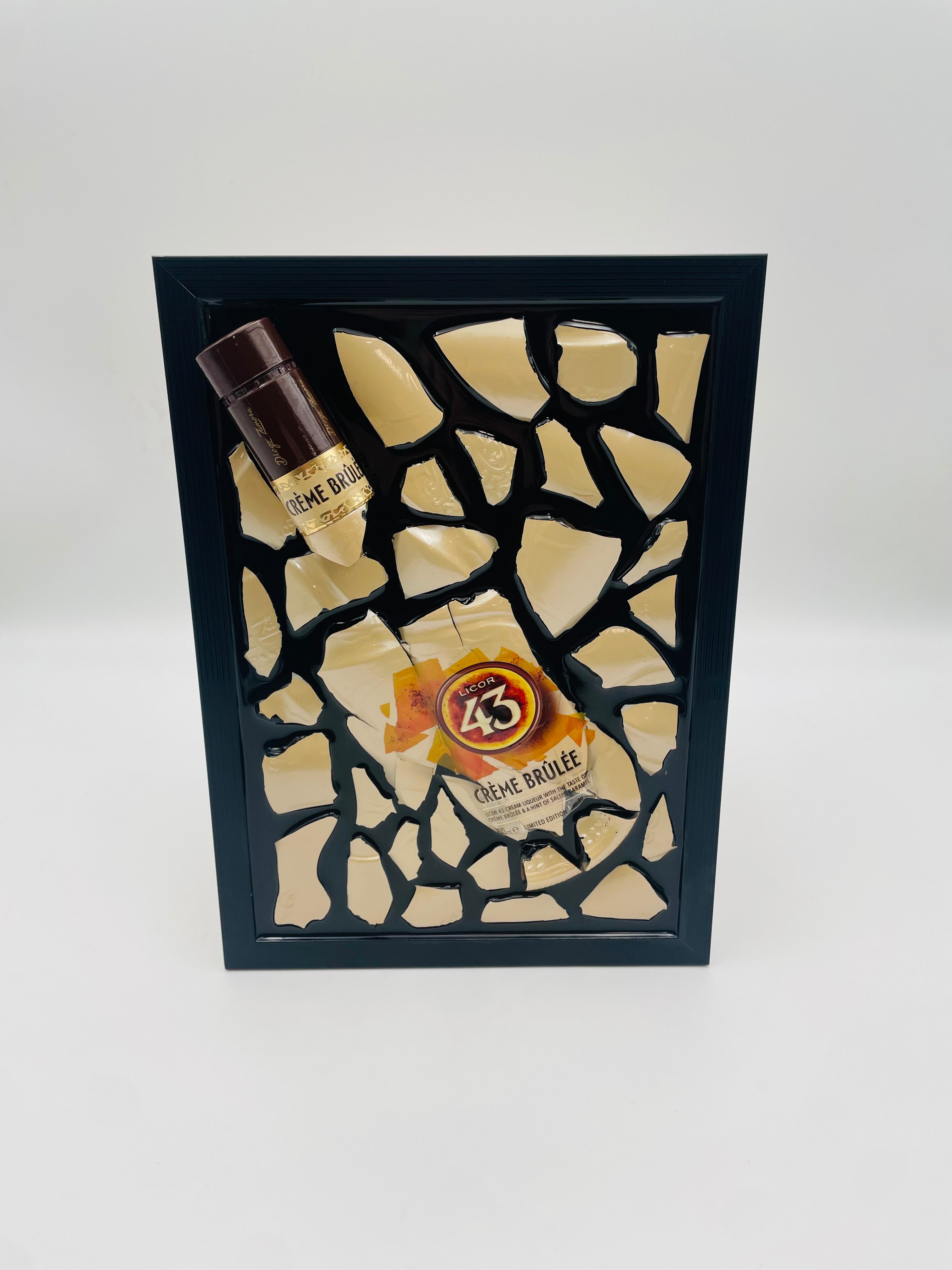 Likeur 43 Crème Brûlée Broken Bottle Art