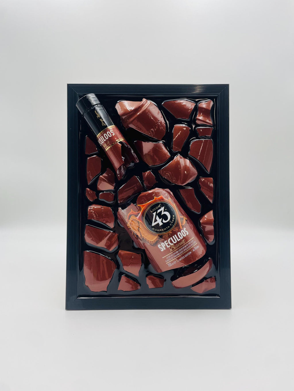 Likeur 43 Speculoos Broken Bottle Art